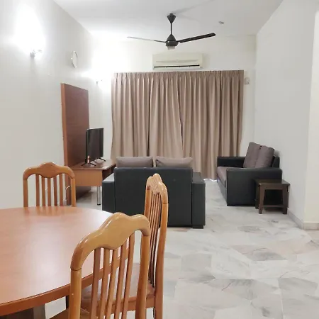 Wan'S Apartment Bayu Beach Resort Port Dickson Exterior photo